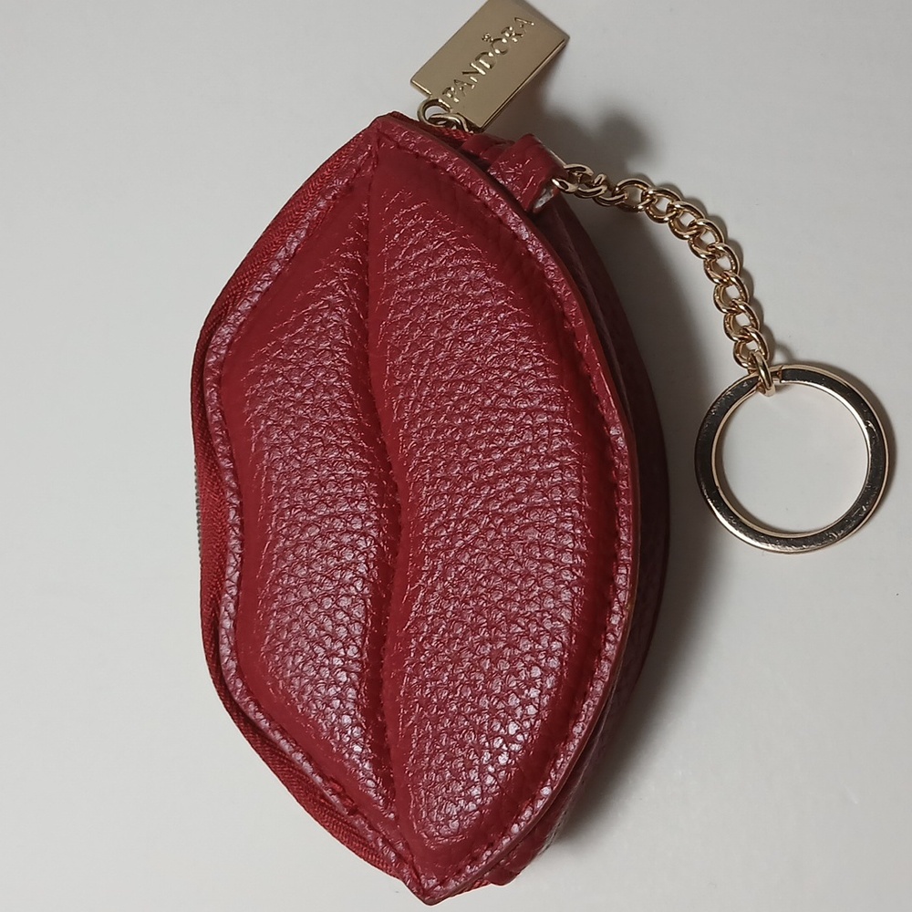 Pandora Red Lip-Shaped Coin Purse pre-owned